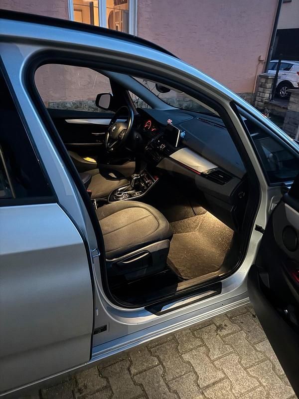 Gebraucht BMW 225 iPerformance 224 PS (164 kW) 2017 Grau Kleinwagen