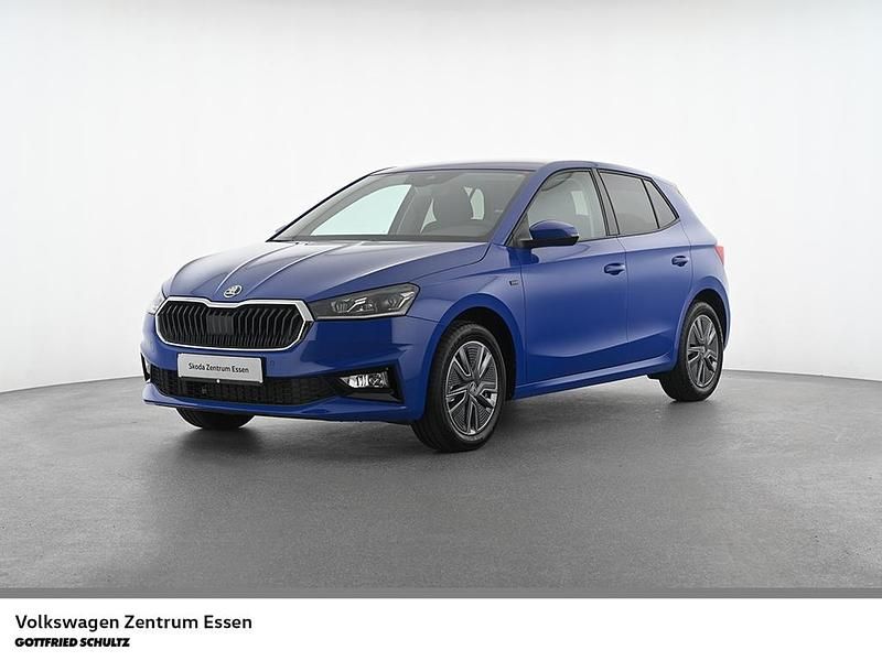 Blau Gebraucht 2025 Skoda Fabia Tour Limousine | 19.350 € (Fairer Preis) - Bild 1/4