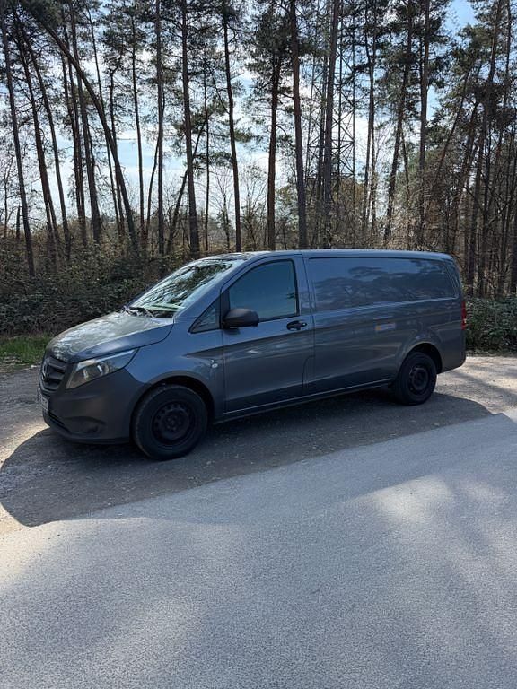 Gebraucht Mercedes Vito 114 PS (83 kW) 2015 Grau Van