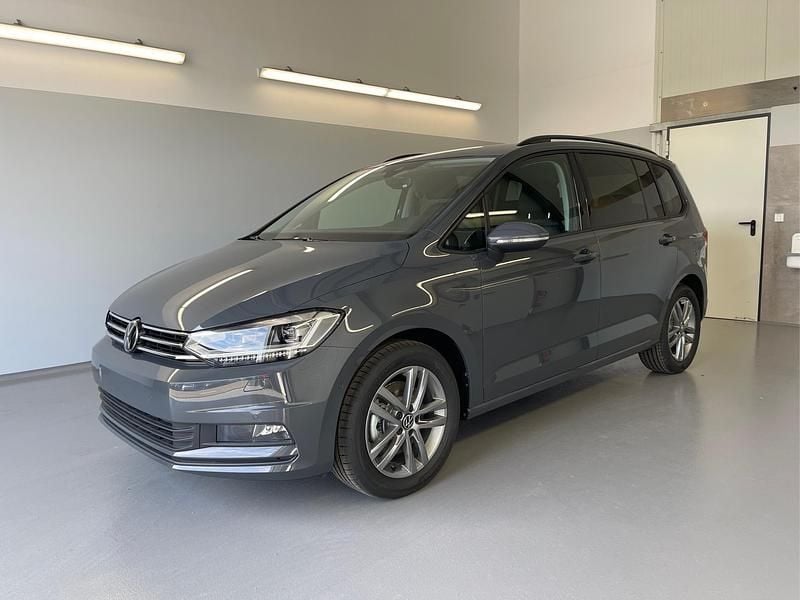Używany VW Touran Comfortline 150 KM (110 kW) 2026 Minivan