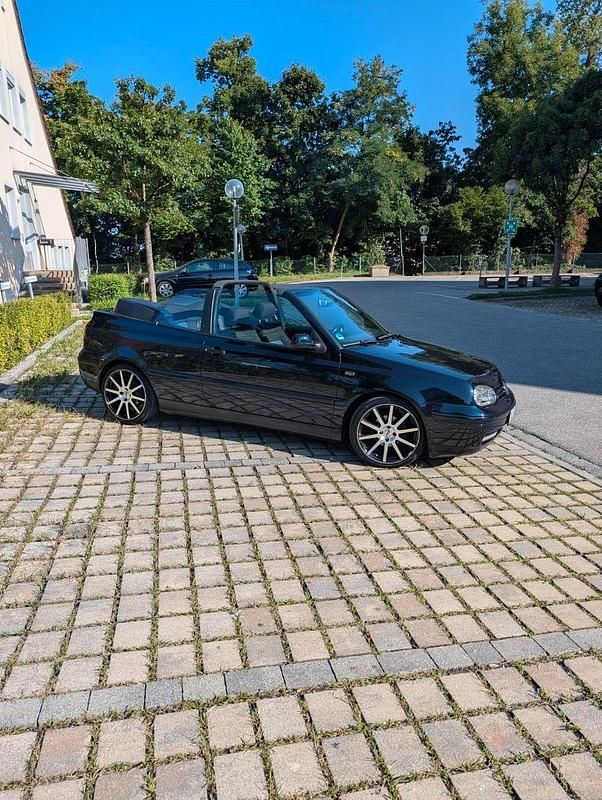 Gebraucht VW Golf Cabriolet 101 PS (74 kW) 1998 Blau Cabrio