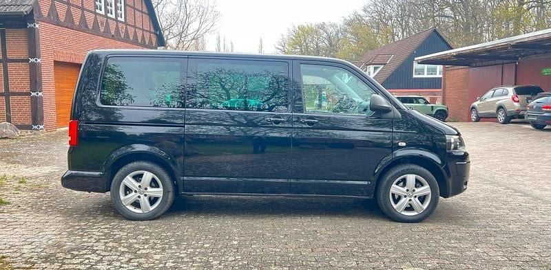 Gebraucht VW T5 102 PS (75 kW) 2009 Schwarz Van