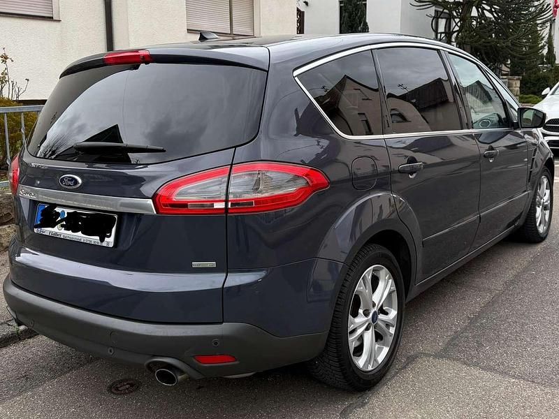 Gebraucht Ford S-MAX Titanium S 203 PS (149 kW) 2014 Blau Van / Kleinbus