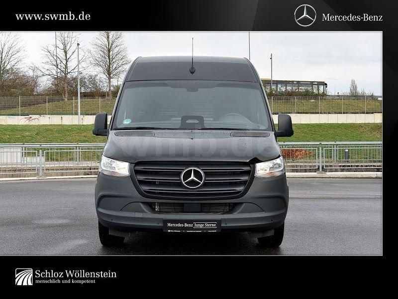 Gebraucht Mercedes Sprinter 150 PS (110 kW) 2025 Obsidianschwarz metallic Van