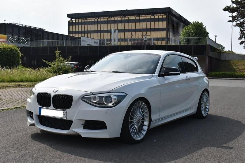Gebraucht BMW 135 Performance 360 PS (264 kW) 2013 Weiß Kleinwagen
