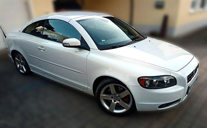 Gebraucht Volvo C70 Kinetic 136 PS (100 kW) 2009 Weiß Cabrio
