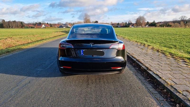 Gebraucht Tesla Model 3 RWD 239 kW (325 PS) 2022 Schwarz Limousine