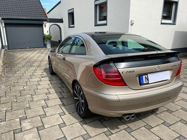 Gebraucht Mercedes CL200 163 PS (119 kW) 2001 Beige Coupé