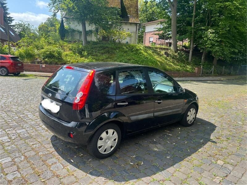 Schwarz Gebraucht 2007 Ford Fiesta Kleinwagen | 900 € (Guter Preis) - Bild 1/4