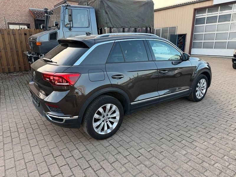 Gebraucht VW T-Roc Sport 150 PS (110 kW) 2018 Braun SUV