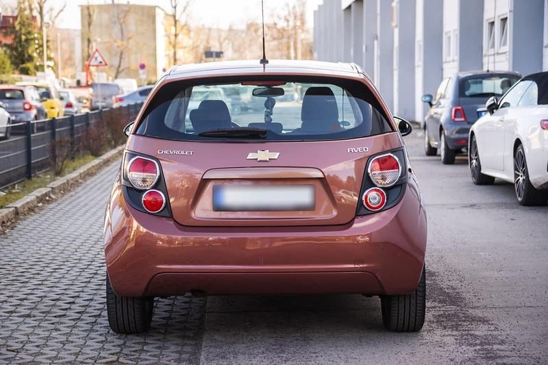 Gebraucht Chevrolet Aveo 116 PS (85 kW) 2011 Andere farben Kleinwagen