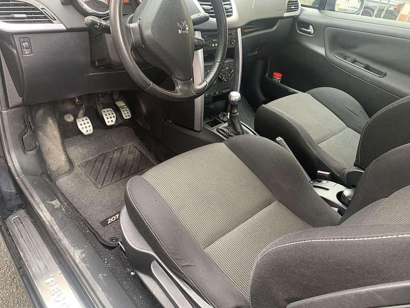 Gebraucht 2007 Peugeot 207 CC Filou Cabrio | 2.100 € (Guter Preis) - Bild 1/4