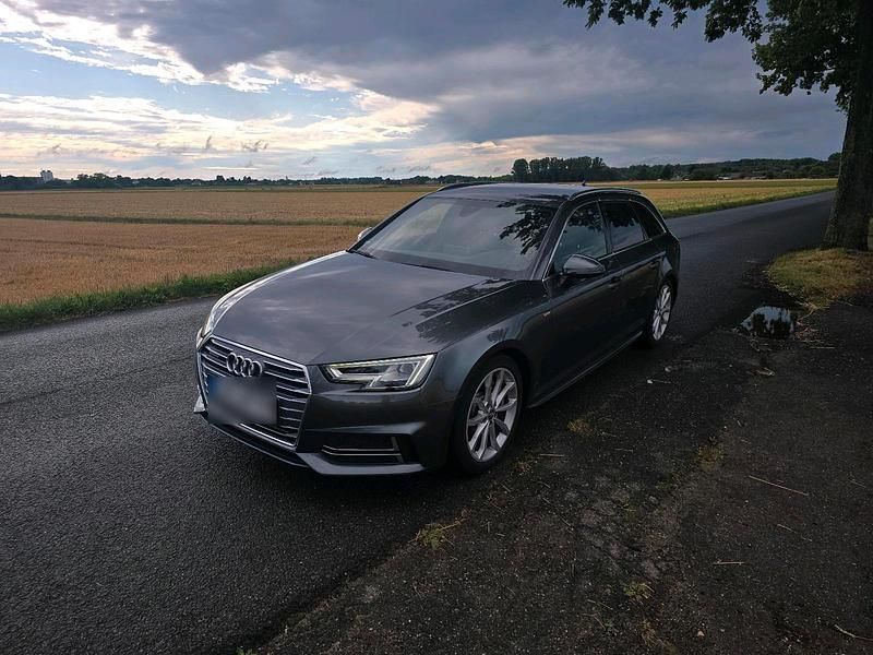 Second-hand Audi A4 S-Line 218 CP (160 kW) 2017 Gri Break