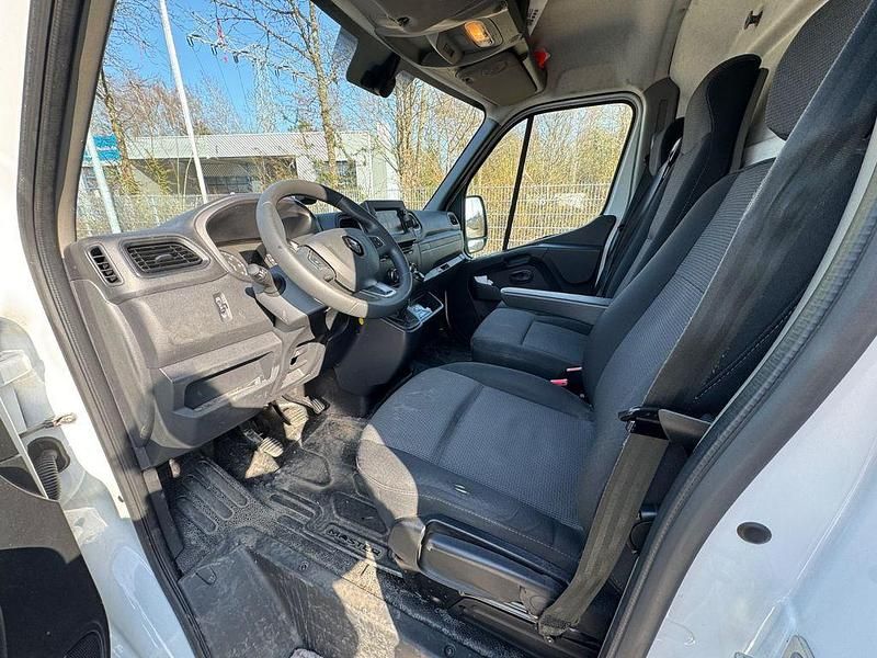 Gebraucht Renault Master 150 PS (110 kW) 2023 Weiß Van / Kleinbus
