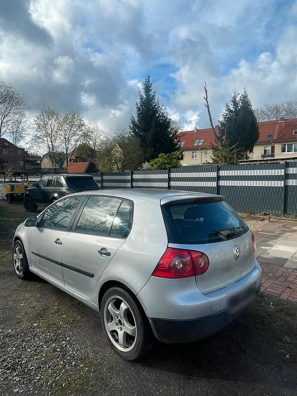 Gebraucht VW Golf V 75 PS (55 kW) 2005 Silber Kleinwagen