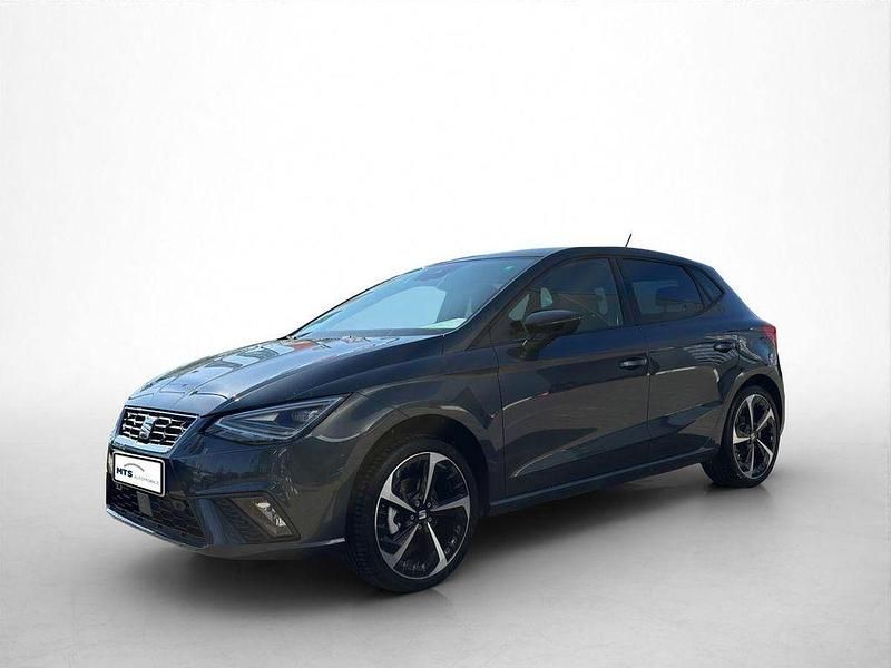 Grau Neu 2025 Seat Ibiza Beats SUV | 26.950 € (Teuer) - Bild 1/4