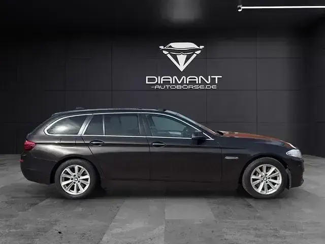 Gebraucht BMW 530 Performance 258 PS (189 kW) 2014 Andere Kombi