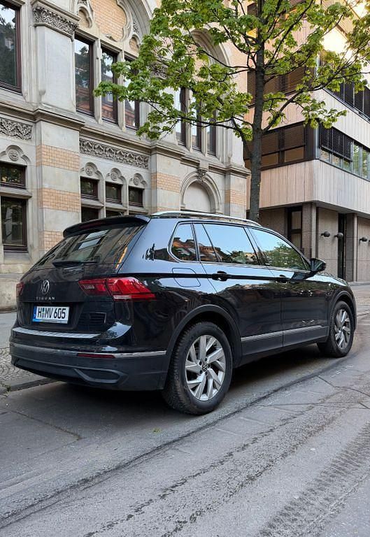 Usado VW Tiguan Active 150 HP (110 kW) 2021 Preto SUV
