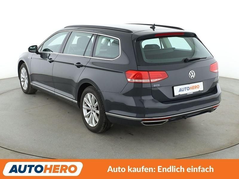 Gebraucht VW Passat GTE 218 PS (160 kW) 2018 Grau Kombi