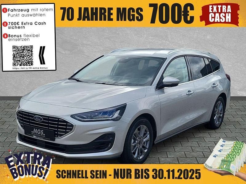 Moondust silver metallic Neu 2025 Ford Focus Titanium Limousine | 27.199 € (Superpreis) - Bild 1/4
