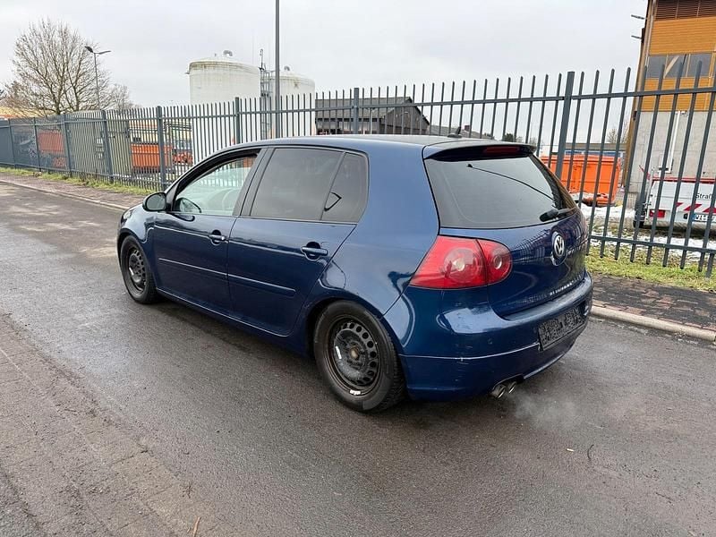 Gebraucht VW Golf V 140 PS (102 kW) 2007 Blau Limousine