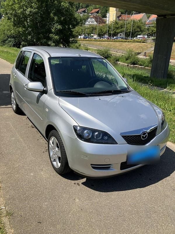 Gebraucht Mazda 2 80 PS (58 kW) 2005 Silber Kleinwagen