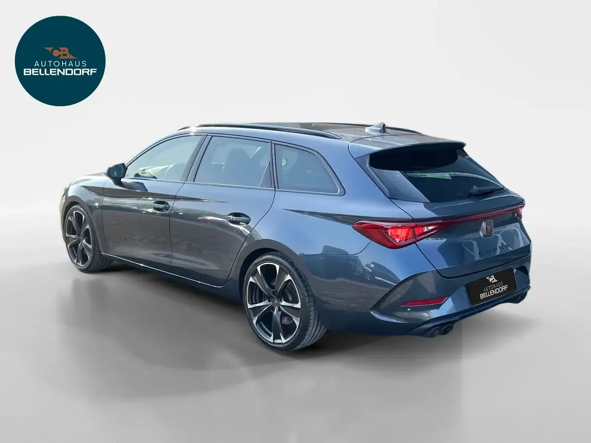 Gebraucht Cupra Leon VZ 300 PS (220 kW) 2023 Grau Limousine