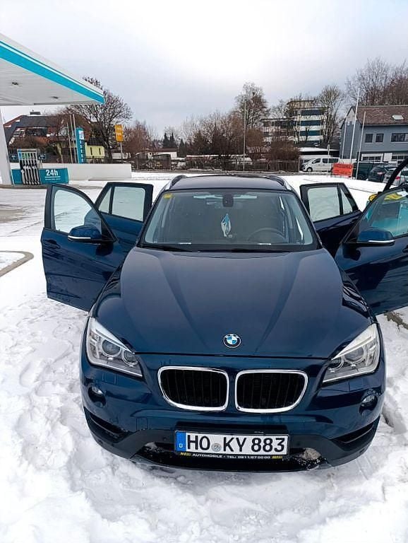 Blau Gebraucht 2014 BMW X1 Sport Line SUV | 12.500 € (Teuer) - Bild 1/4