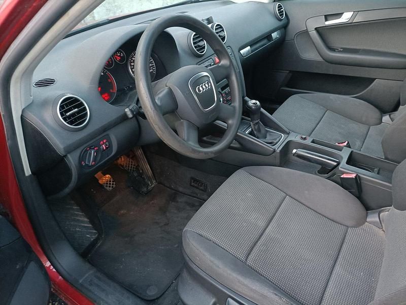 Gebraucht Audi A3 140 PS (102 kW) 2006 Rot Kleinwagen