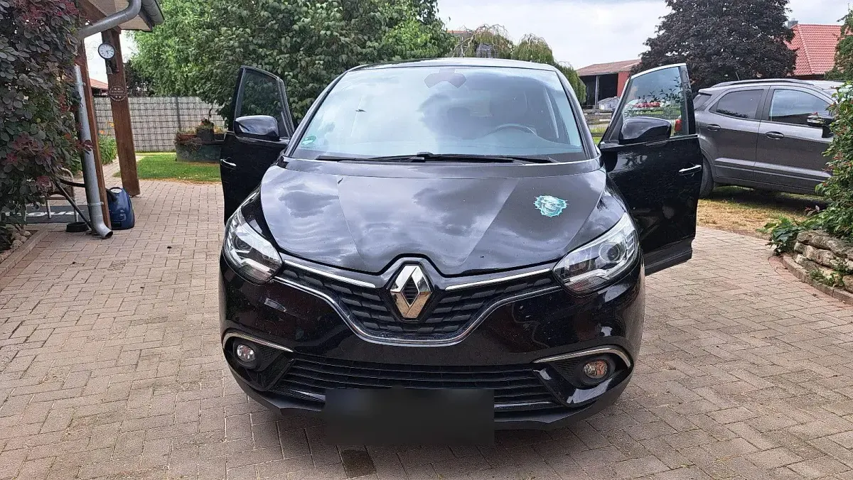 Gebraucht Renault Scénic IV Bose Edition 140 PS (102 kW) 2018 Schwarz Van / Kleinbus