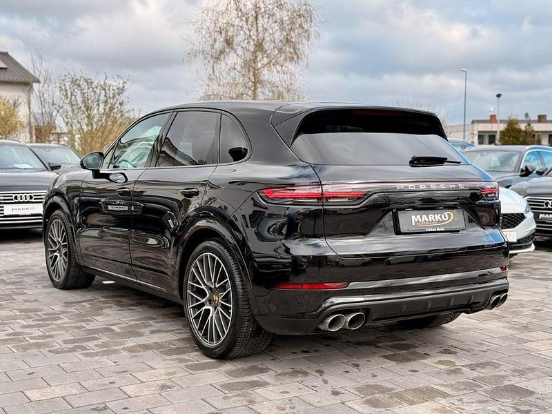 Gebraucht Porsche Cayenne S 441 PS (324 kW) 2018 Schwarz SUV