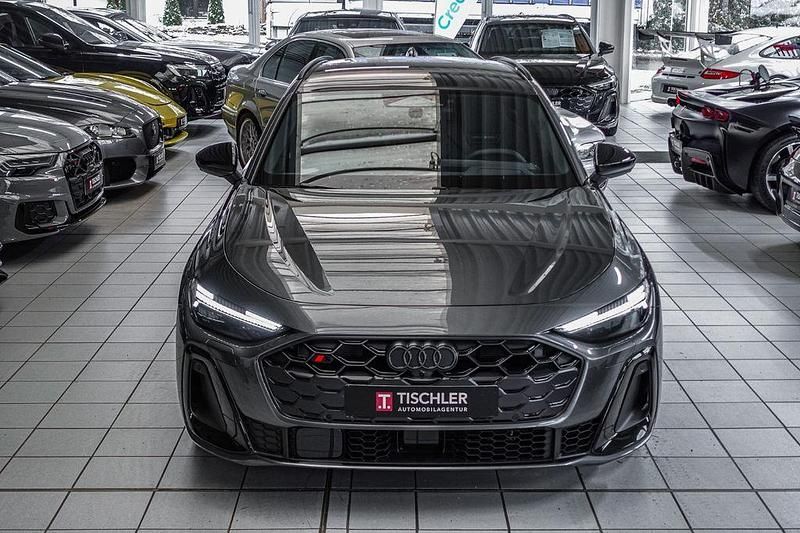 Neu Audi S5 Sport 367 PS (269 kW) 2025 Grau Kombi