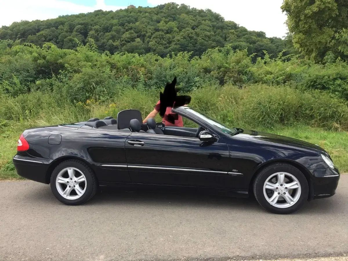 Gebraucht Mercedes CLK200 Avantgarde 163 PS (119 kW) 2005 Schwarz Cabrio