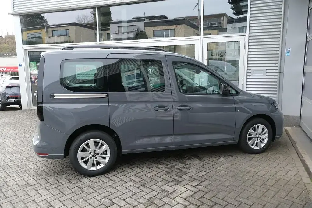 Neu VW Caddy Life 116 PS (85 kW) 2026 Pure grey Van / Kleinbus