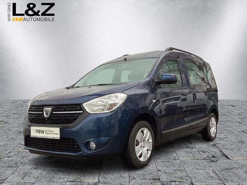 Blau Gebraucht 2018 Dacia Dokker Comfort Van / Kleinbus | 13.980 € - Bild 1/4