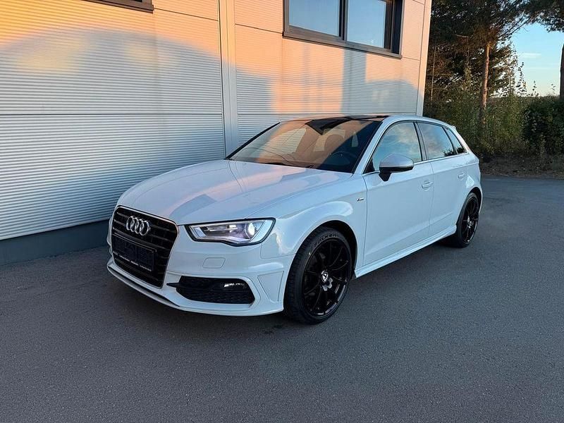 Weiß Gebraucht 2014 Audi A3 Ambition Limousine | 11.995 € (Teuer) - Bild 1/4