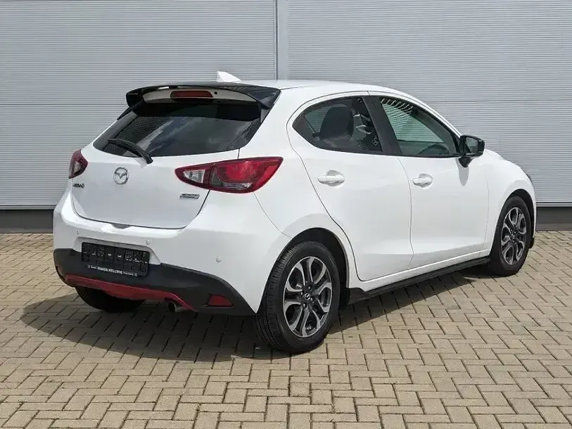 Gebraucht Mazda 2 Edition 90 PS (66 kW) 2018 Purweiß (metallic) Kleinwagen