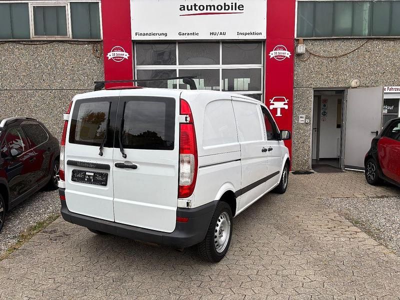 Gebraucht Mercedes Vito 95 PS (69 kW) 2011 Weiß Van