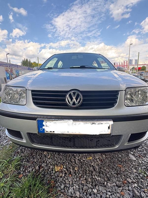 Gebraucht VW Polo 63 PS (46 kW) 2001 Silber Kleinwagen