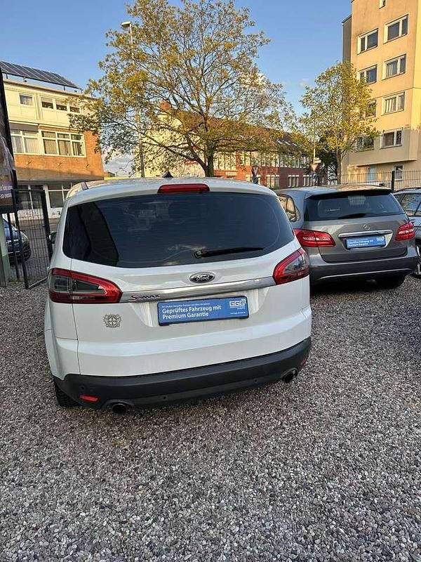 Second-hand Ford S-MAX Titanium 203 CP (149 kW) 2013 Alb Monovolum
