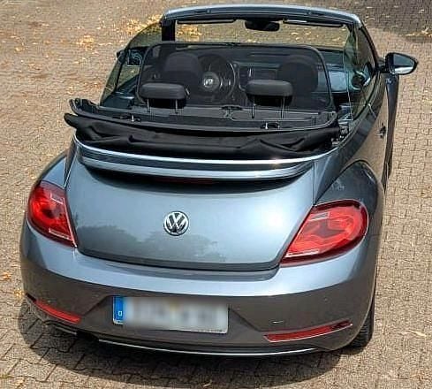 Grau Gebraucht 2018 VW Beetle Cabrio | 17.790 € (Fairer Preis) - Bild 1/4