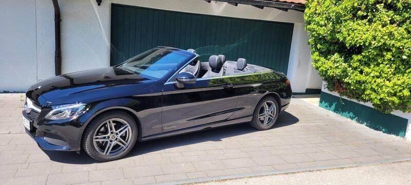 Schwarz Gebraucht 2018 Mercedes C200 Cabrio | 30.700 € - Bild 1/1