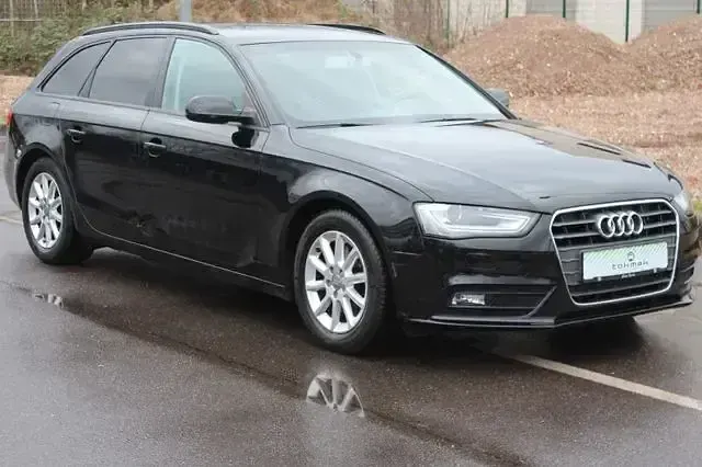 Gebraucht Audi A4 Attraction 218 PS (160 kW) 2015 Andere Kombi