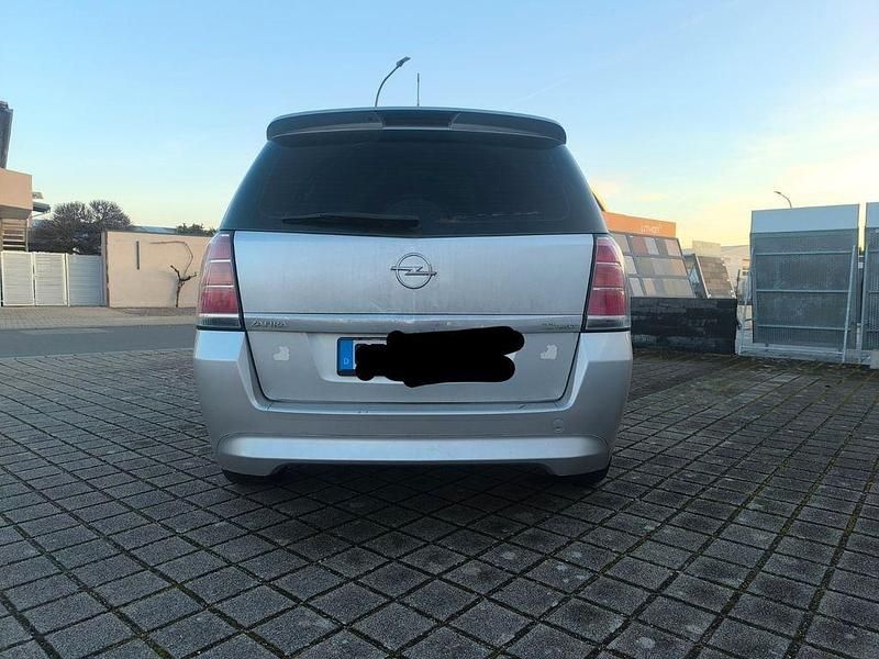 Gebraucht Opel Zafira OPC 150 PS (110 kW) 2007 Silber Van / Kleinbus