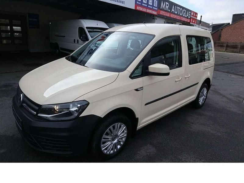 Gebraucht VW Caddy S 102 PS (75 kW) 2018 Gelb Van / Kleinbus