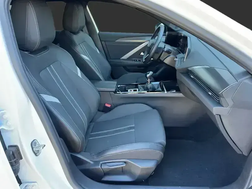 Gebraucht Opel Astra 2025 Weiss Kleinwagen