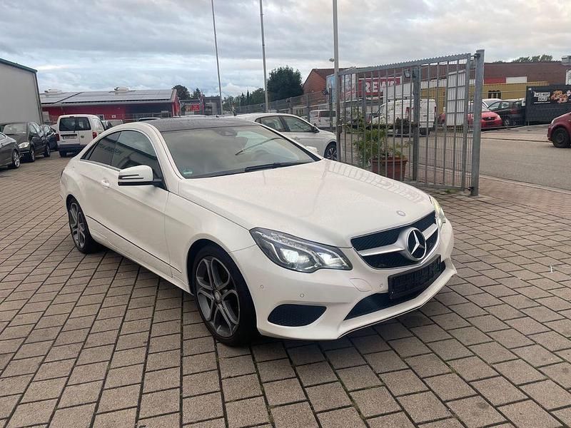 Usado Mercedes E200 Sport 184 CV (135 kW) 2014 Blanco Coupe