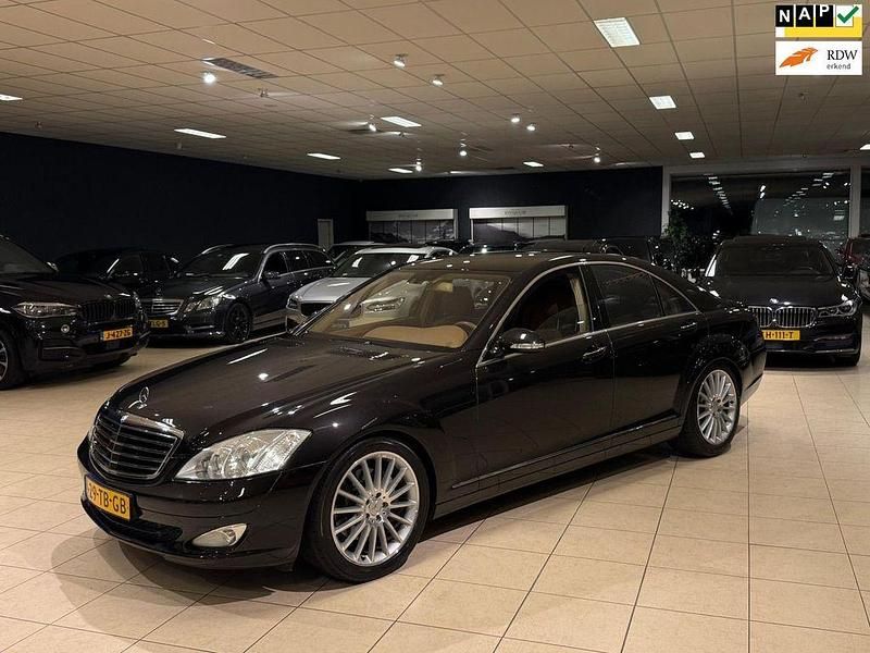 Schwarz Gebraucht 2006 Mercedes S320 Prestige Limousine | 11.495 € (Teuer) - Bild 1/4
