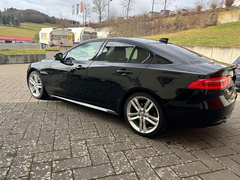 Gebraucht Jaguar XE R-Sport 241 PS (177 kW) 2017 Schwarz Limousine