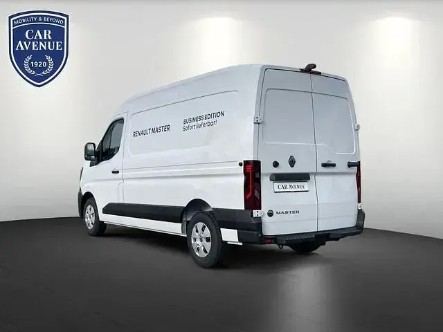 Nowe Renault Trafic Komfort 150 KM (110 kW) 2026 Biały Minivan